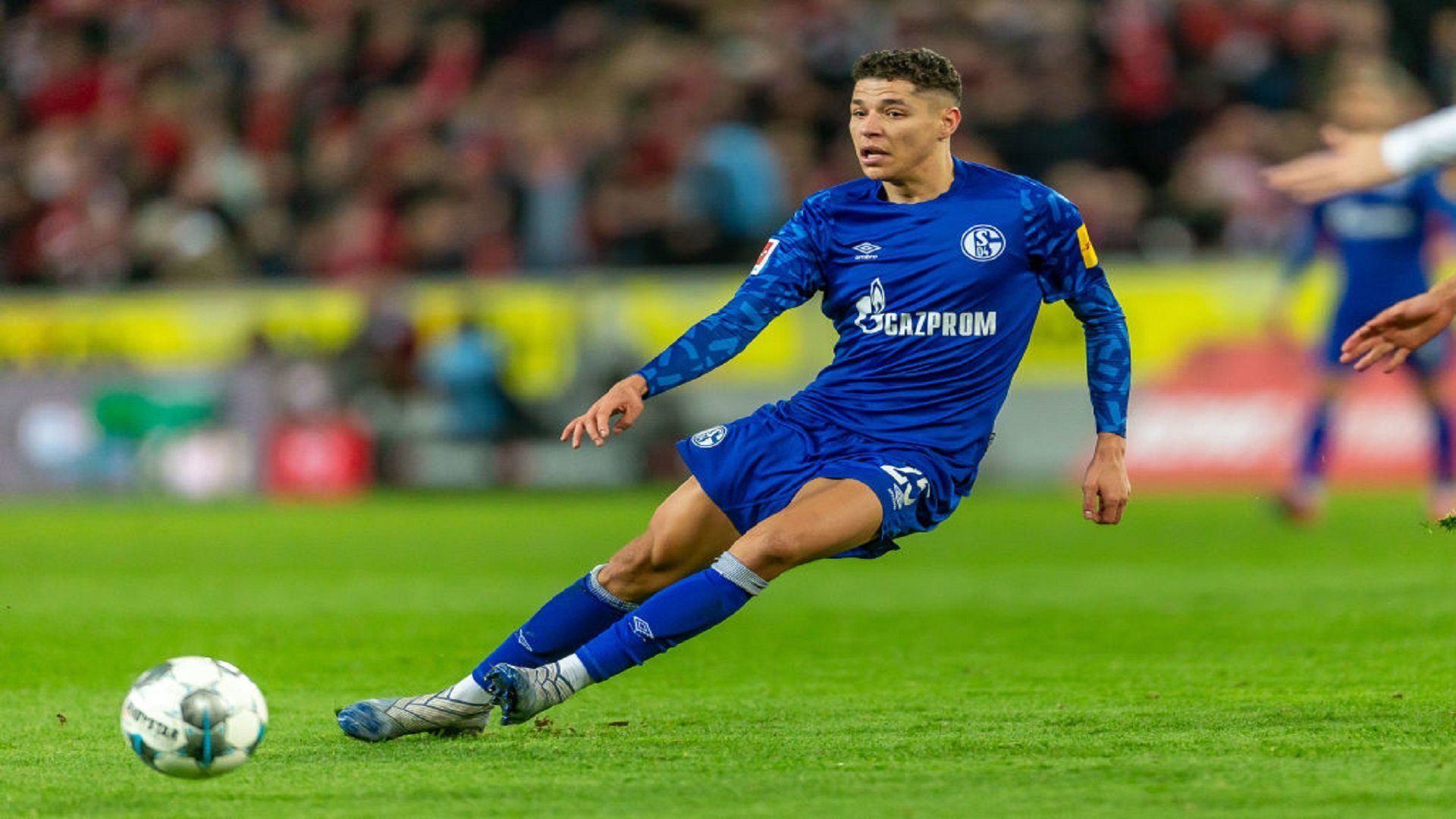 COLOGNE, GERMANY - FEBRUARY 29: (BILD ZEITUNG OUT) Amine Harit of FC Schalke 04 controls the ball during the Bundesliga match between 1. FC Koeln and FC Schalke 04 at RheinEnergieStadion on February 29, 2020 in Cologne, Germany. (Photo by Mario Hommes/DeFodi Images via Getty Images)