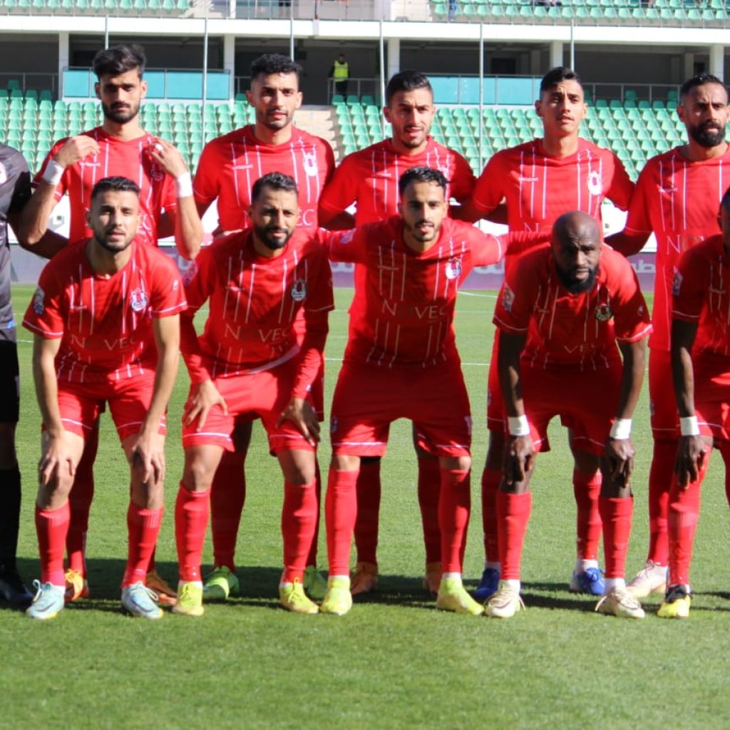 الفتح يحتفظ بمركزه والحسنية يستمر في تضييع النقاط