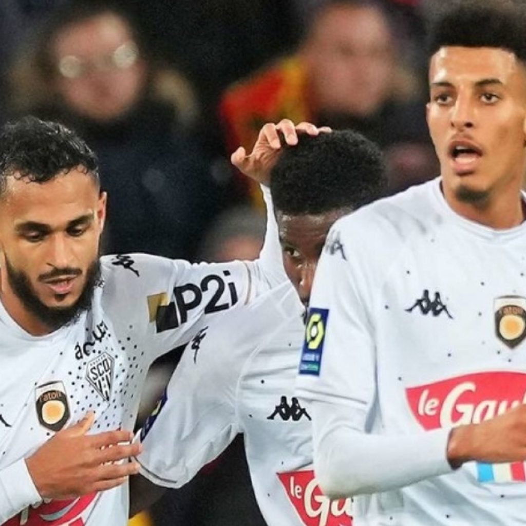 مدرب مغربي على رأس نادي أونجي الفرنسي