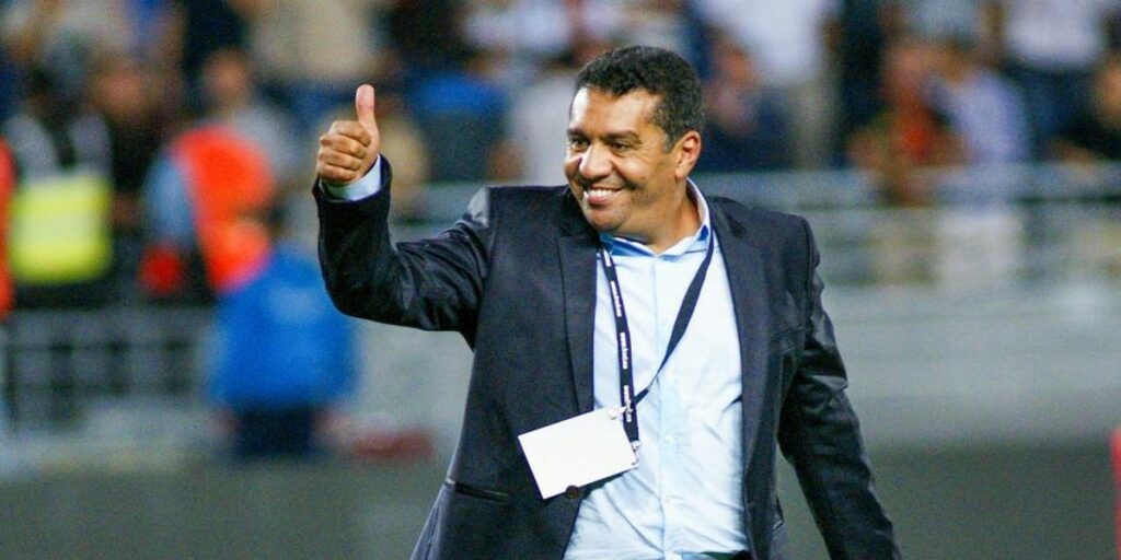 الملاريا تفاجئ الطاوسي بتنزانيا وتدخله إلى العناية المركزة