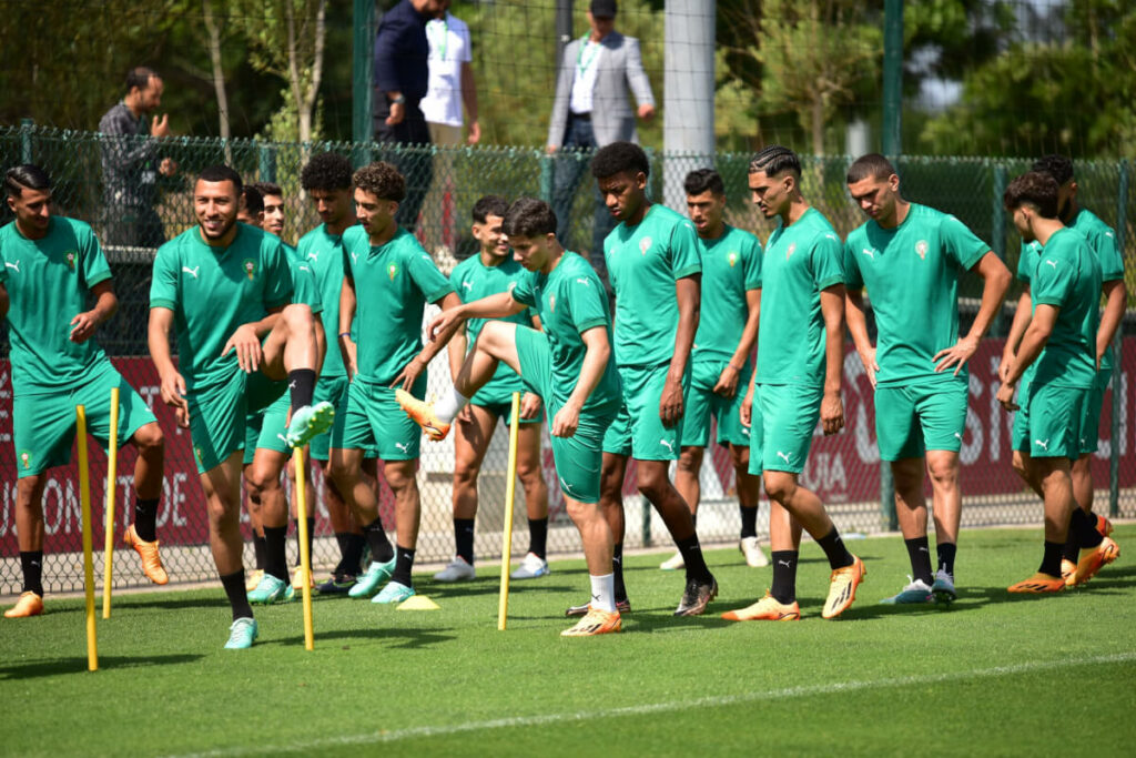 العصبة الاحترافية تربك سفر الأولمبيين لتركيا