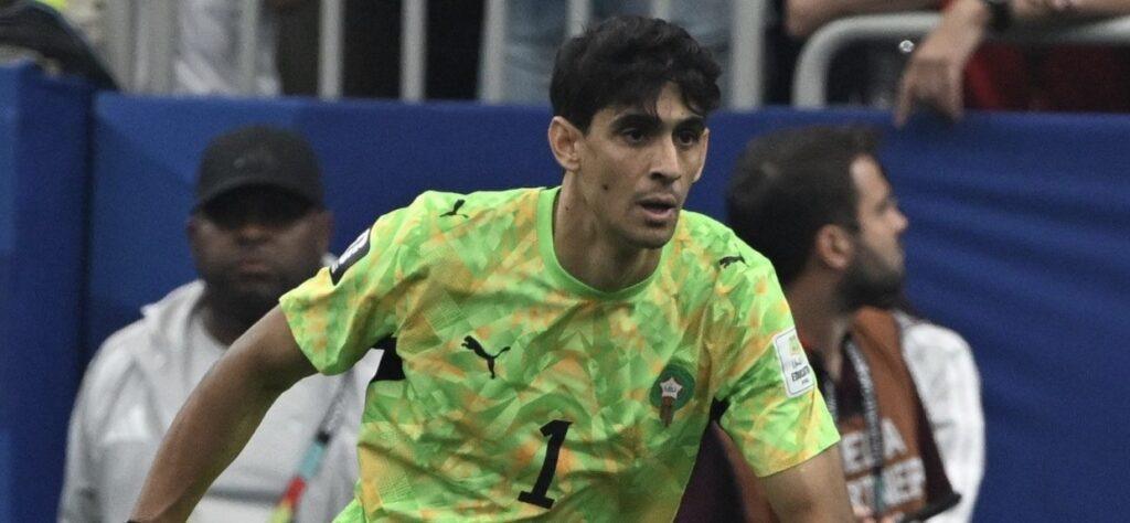 الهلال يدرس التخلص من ياسين بونو