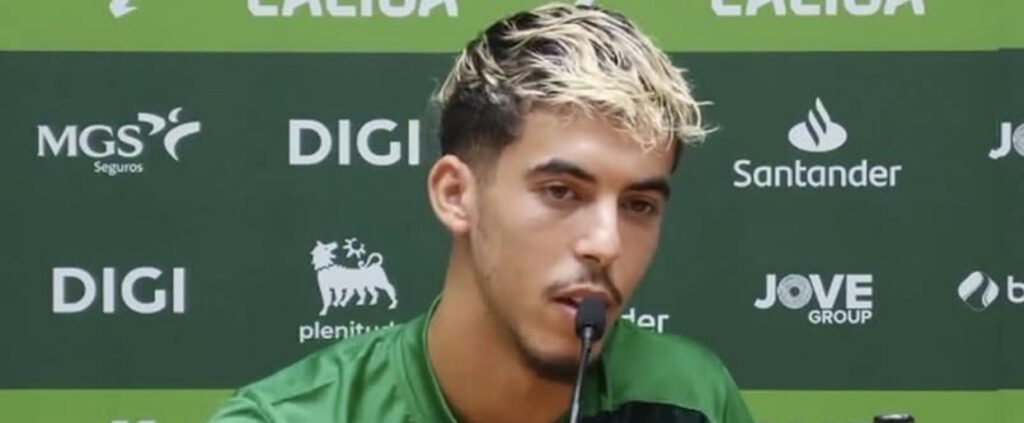 الزابيري : ” أتطلع لتقديم أفضل ما لدي مع سانتاندير الإسباني “