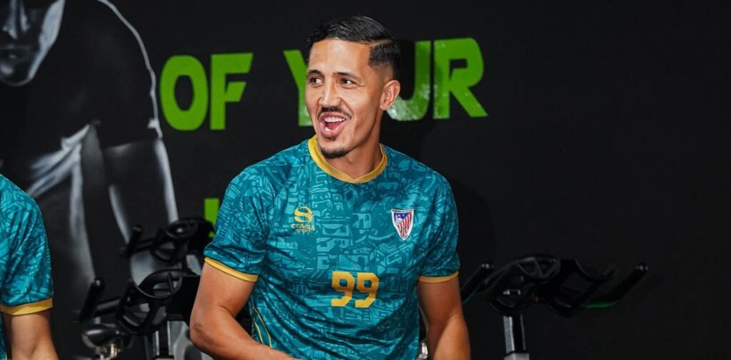 بالفيديو.. فيصل فجر يوضح أسباب التحاقه بالمغرب التطواني
