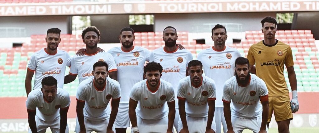 لاعب دولي مغربي يوقع لنهضة بركان