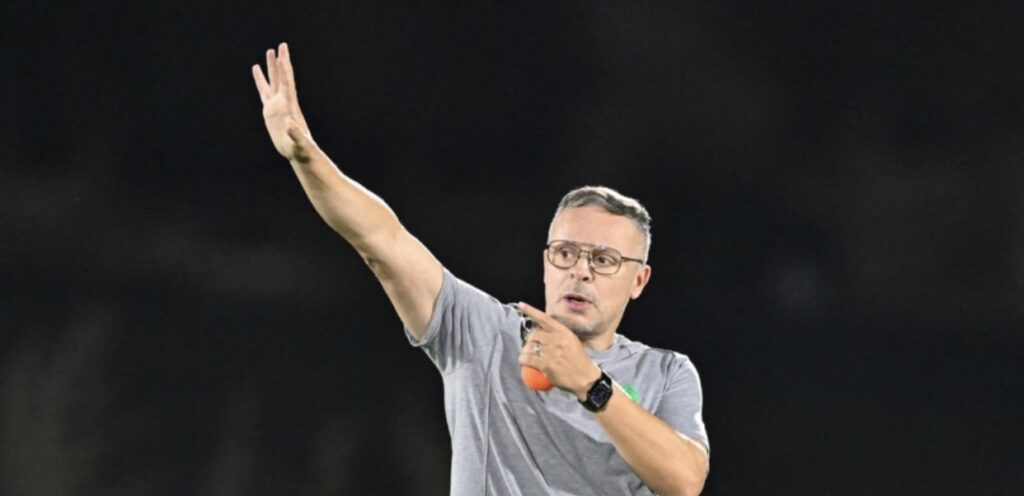 نجم الريال يفاجئ وهبي  قبل مواجهة الغابون