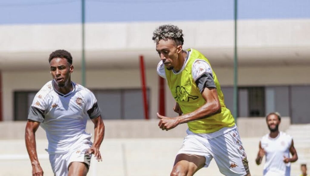 لاعب ودادي مثير للجدل يغادر إلى الدوري الإماراتي