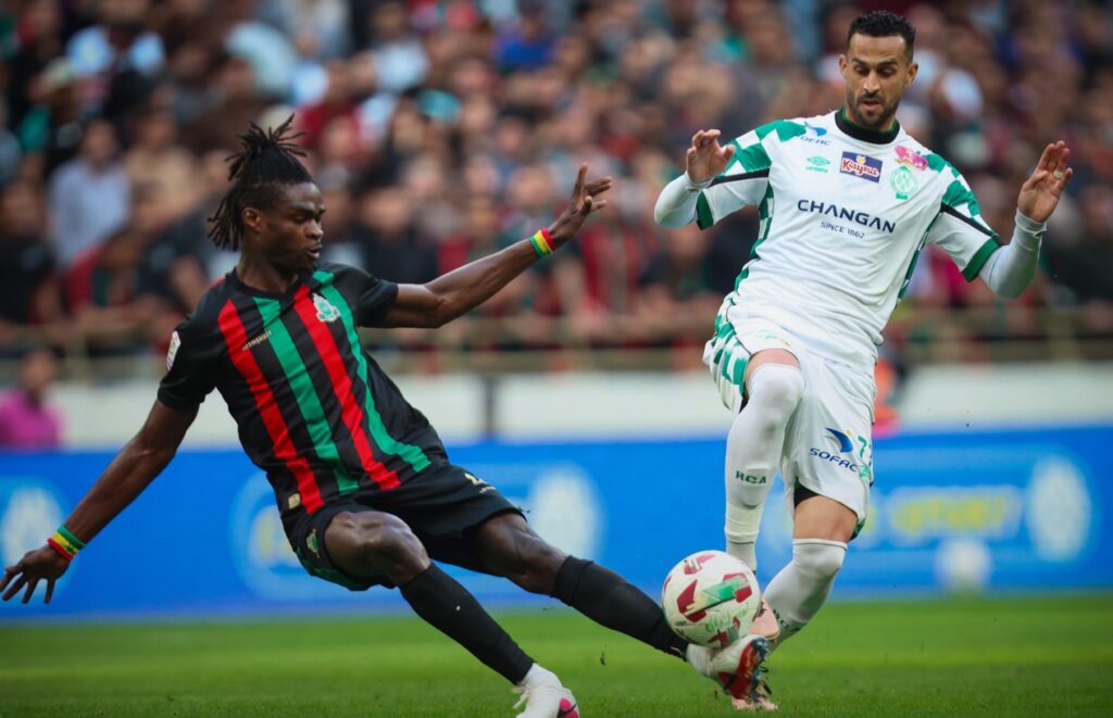 الجيش يثير الجدل بشأن استدعاء لاعب لتمثيل منتخب بلاده