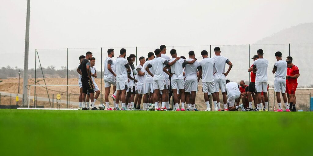 باولو سيرجيو يكافئ لاعبي الوداد بعد معسكر أكادير