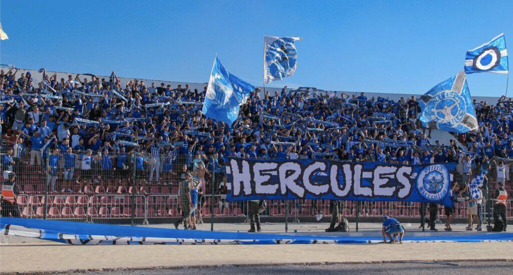 هيركوليس تقاطع مباراة الجيش الملكي واتحاد طنجة