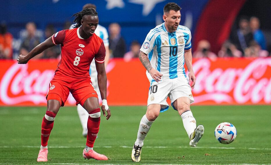 Jun 20, 2024; Atlanta, GA, USA; Argentina forward Lionel Messi (10) plays the ball in front of Canada midfielder Ismael Kone (8) during the first half at Mercedez-Benz Stadium. Mandatory Credit: Dale Zanine-USA TODAY Sports/Sipa USA