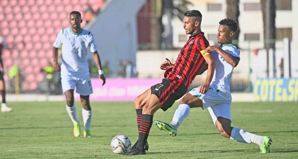 فضيحة في زمن الاحتراف.. فريق يخوض مباراته بحارس ولاعب فقط في الاحتياط